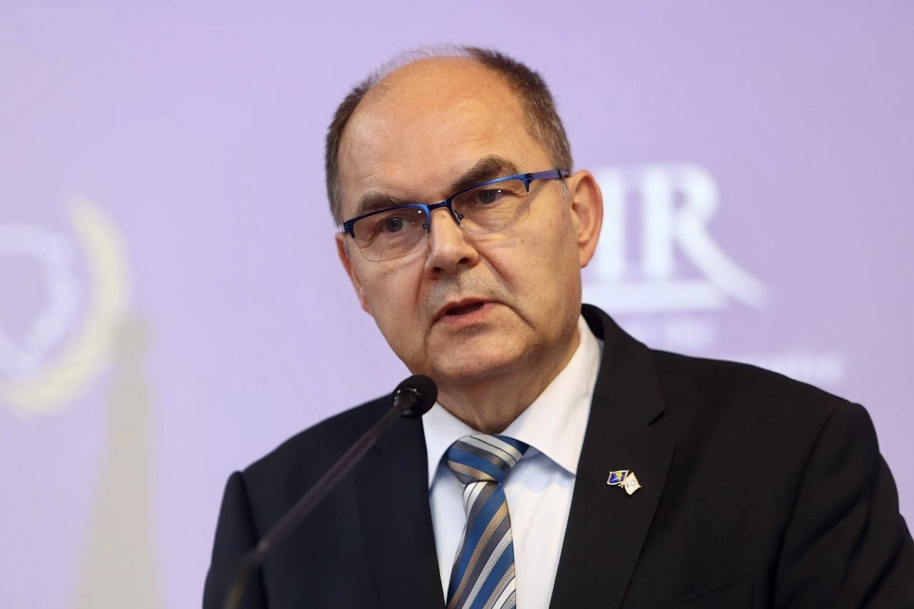 Schmidt o sastanku u OHR-u: Blokade sjednica nisu odgovor, osuda huškačke politike Dodika